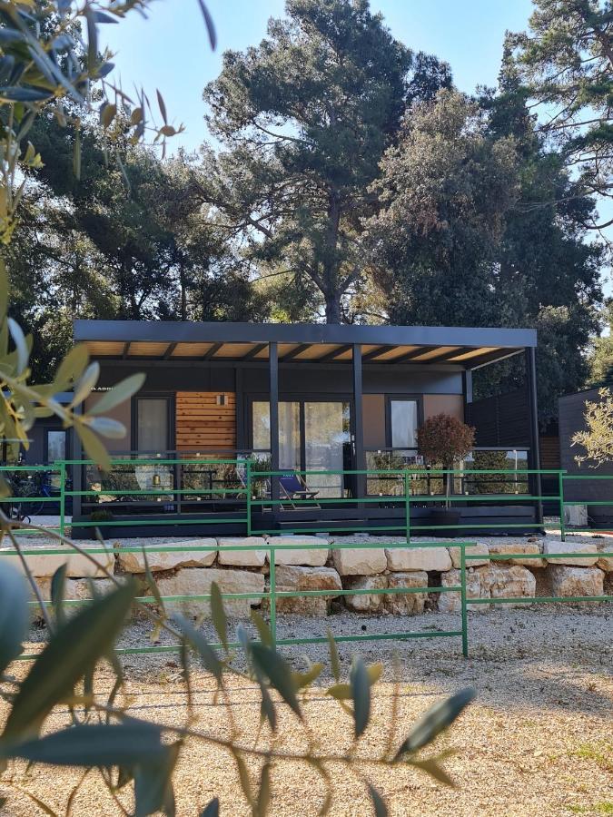 Luxury Mobile Homes Ivaci Rovinj Exteriör bild