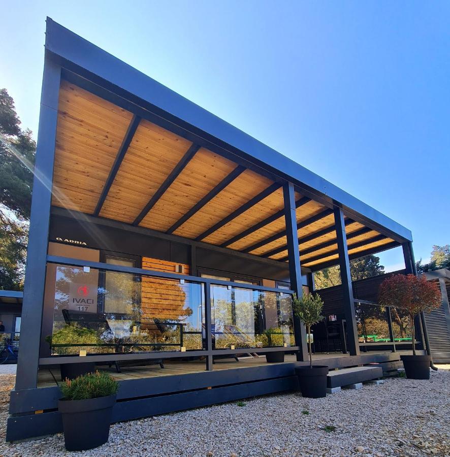 Luxury Mobile Homes Ivaci Rovinj Exteriör bild